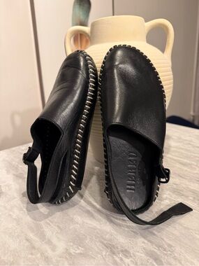 HEREU Cargol Clog in Black size Europe 35/ US 5.